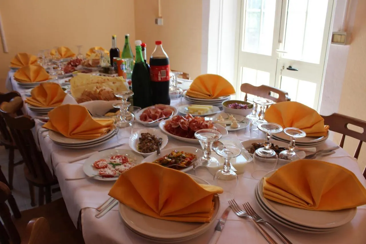 Casa rural Agriturismo Menhir Villagrande Strisaili Italia